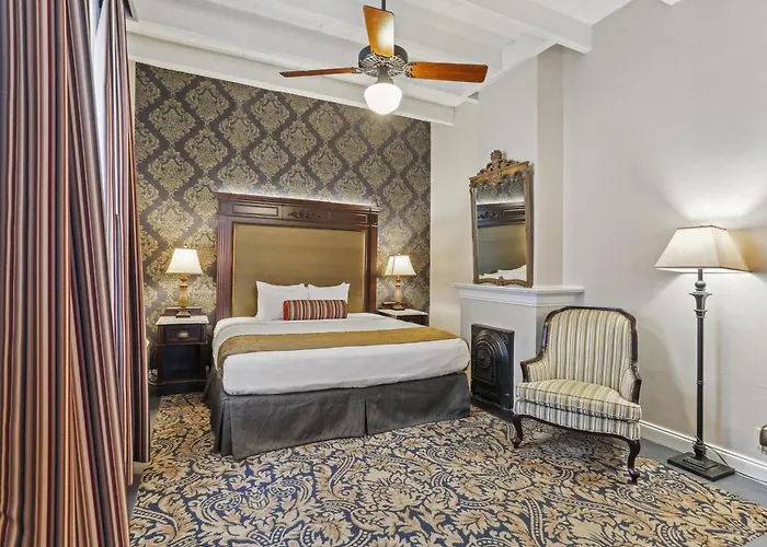 Place D\'Armes Hotel